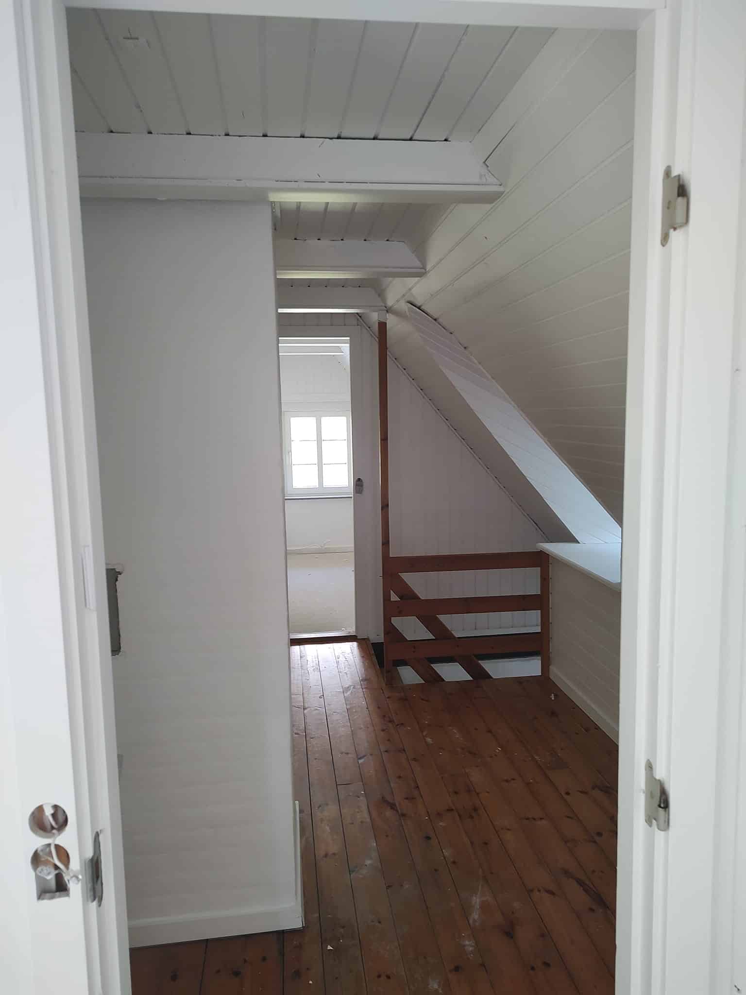 Malerarbejde i sommerhus i Lemvig